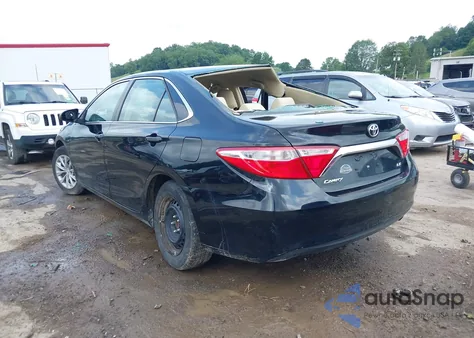 2017 Toyota Camry Le/Xle/Se/Xse из США, поврежденный, VIN 4T1BF1FKXHU383001